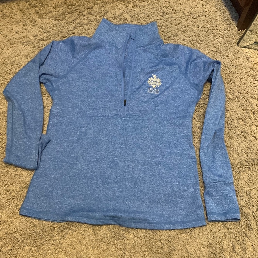 Athletic pullover